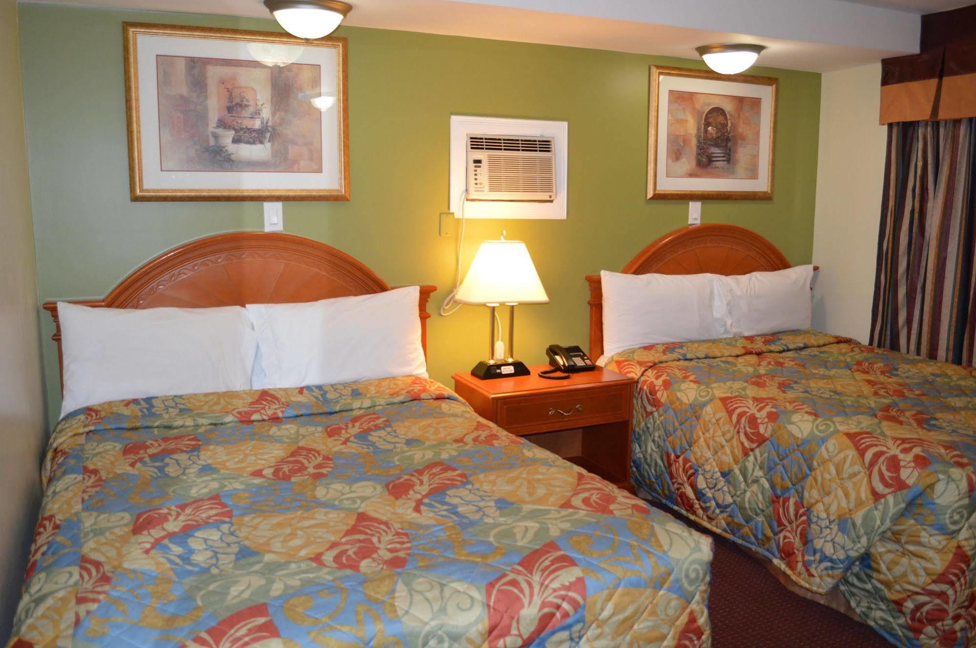 Lincoln Motel Sturgeon Falls Exteriér fotografie