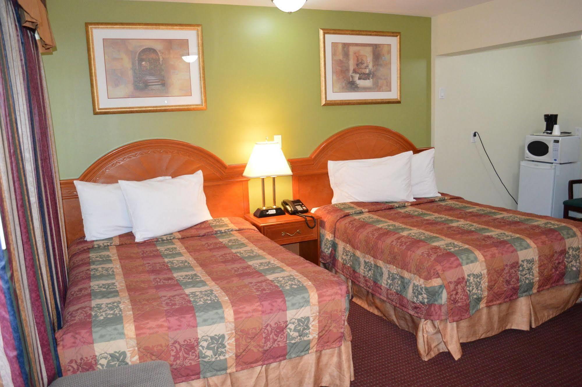 Lincoln Motel Sturgeon Falls Exteriér fotografie