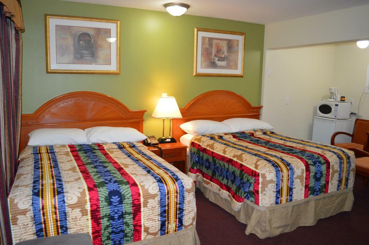 Lincoln Motel Sturgeon Falls Exteriér fotografie