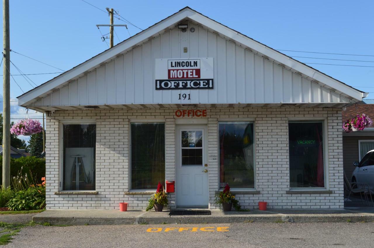 Lincoln Motel Sturgeon Falls Exteriér fotografie